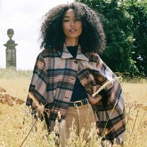 Doen Heirloom Kent Cape jacket